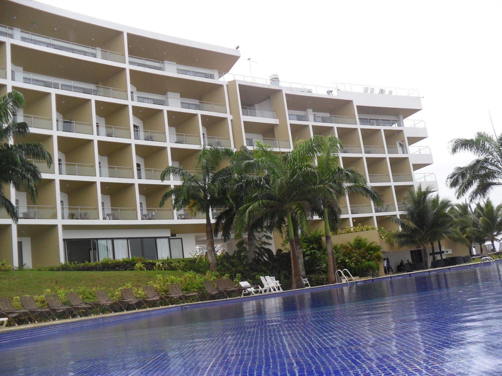 Hotel Makana Resort Tonsupa Exterior photo