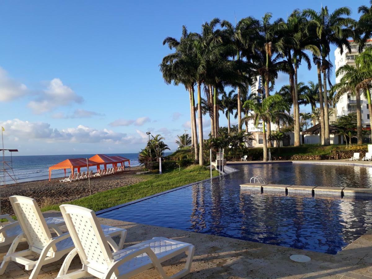 Hotel Makana Resort Tonsupa Exterior photo